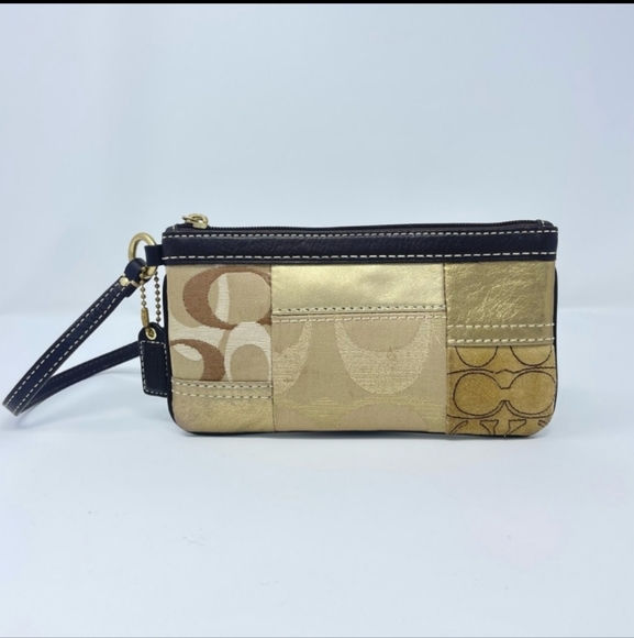 Coach gold signature patchwork wristlet clutch - Picture 1 of 6